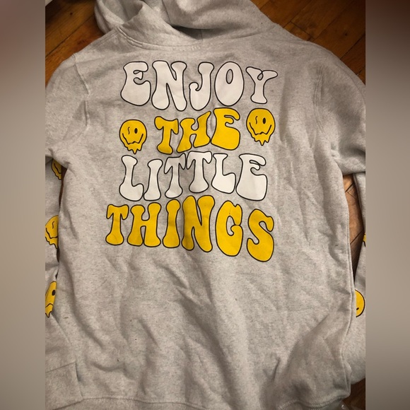 On Fire smiley face hoodie sweatshirt enjoy the small things gray NWOT - Picture 2 of 2